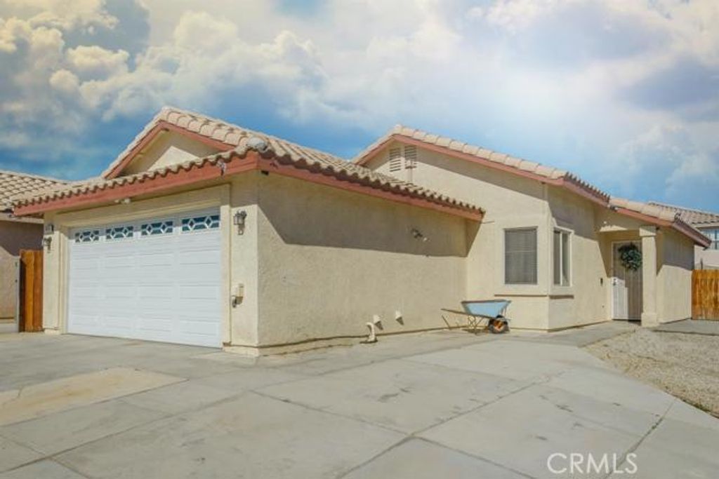 listing image 130724980009818741286