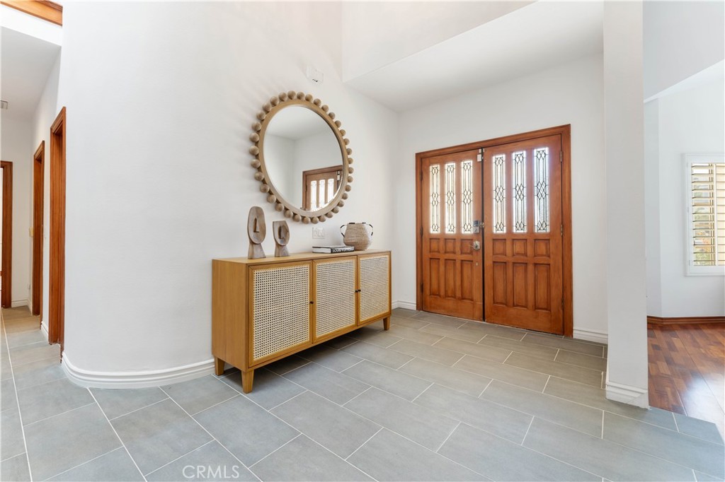 1011 Rodeo Road