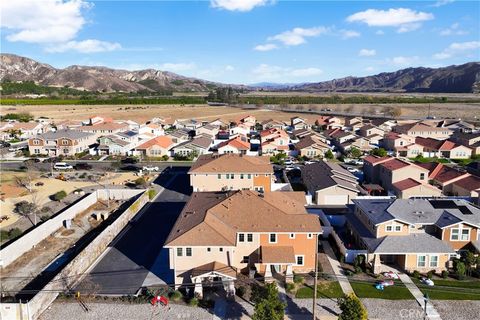 A home in Piru