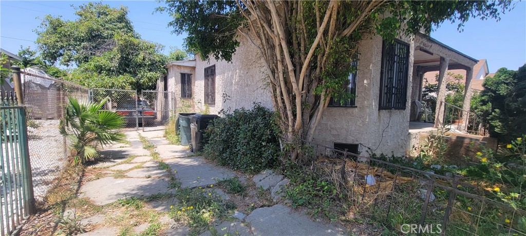 View East Los Angeles, CA 90040 property