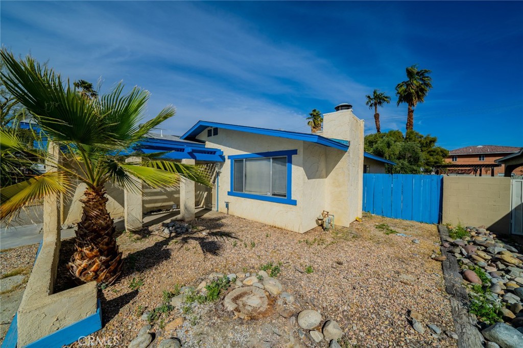 Photo 4 of 46 of 33896 Shifting Sands house