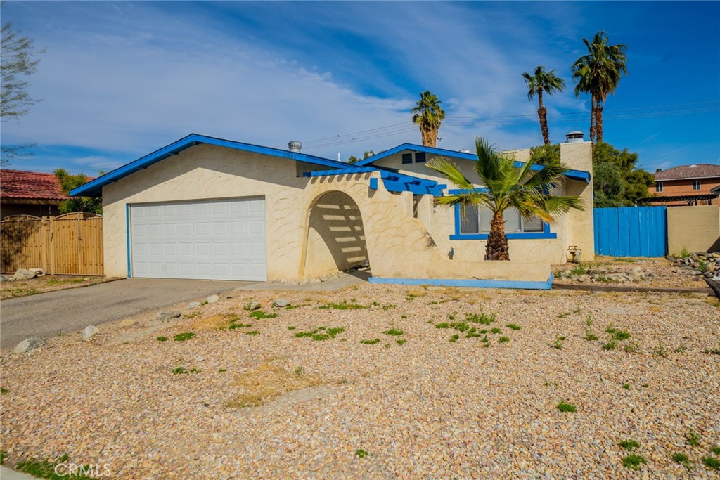 Photo 2 of 46 of 33896 Shifting Sands house