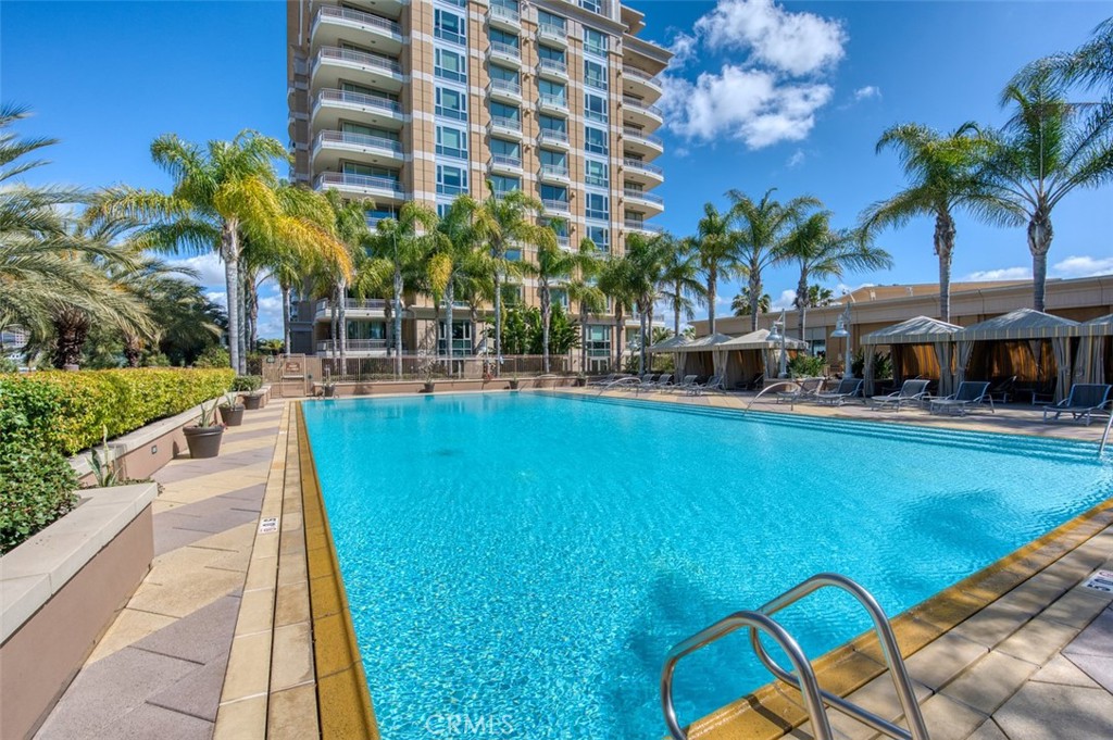 The Plaza (5000 and 8000) (PLZA) - Residential