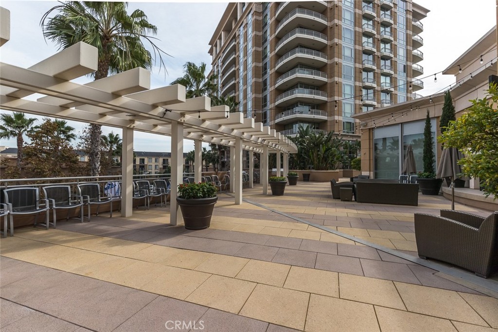 The Plaza (5000 and 8000) (PLZA) - Residential