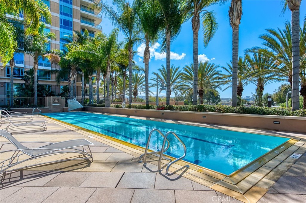 The Plaza (5000 and 8000) (PLZA) - Residential