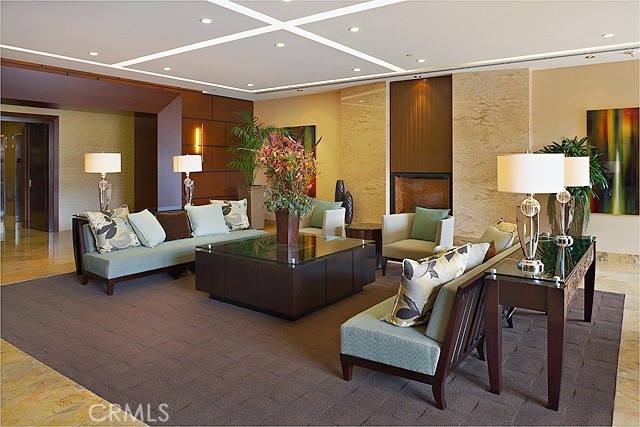 The Plaza (5000 and 8000) (PLZA) - Residential