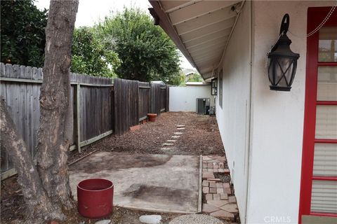 A home in North Tustin