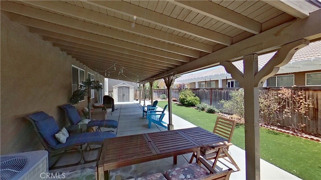 listing image 130727114364203395411