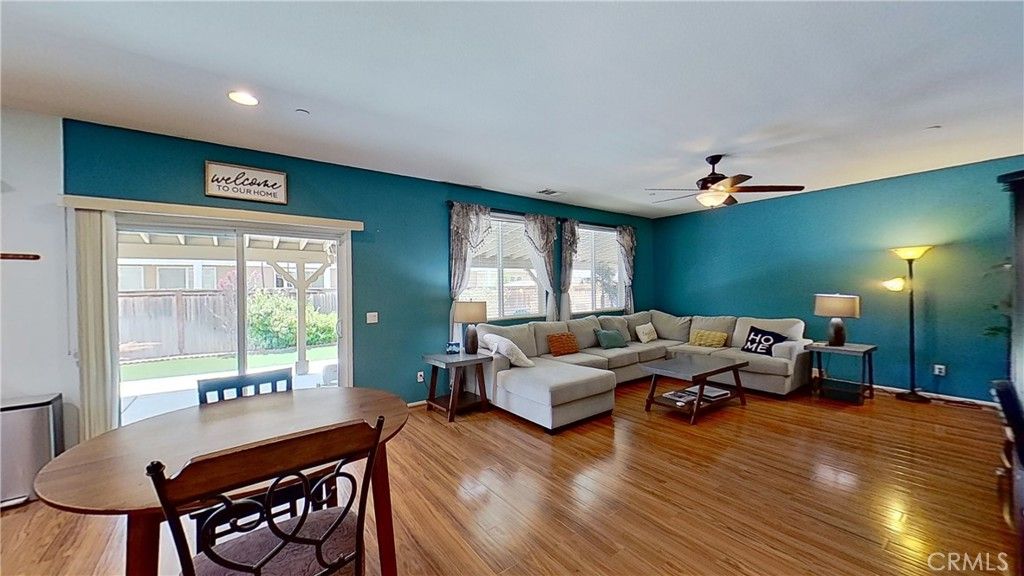 listing image 130722790010960700448