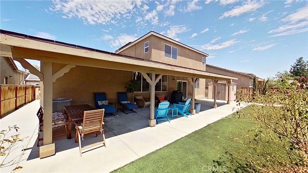 listing image 130729450742671144020
