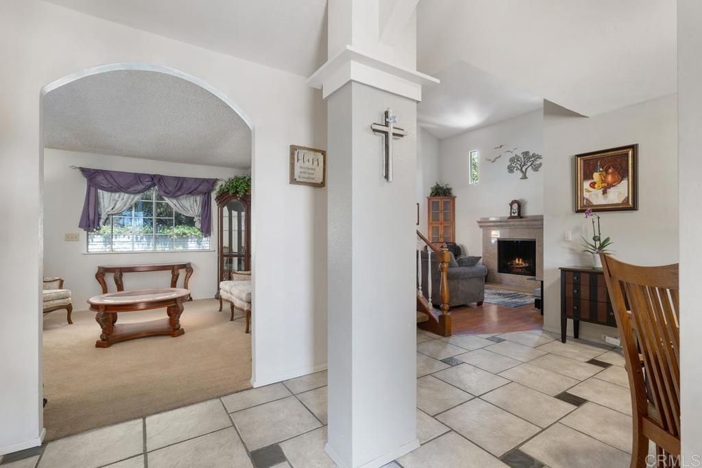 listing image 130728662415406219304
