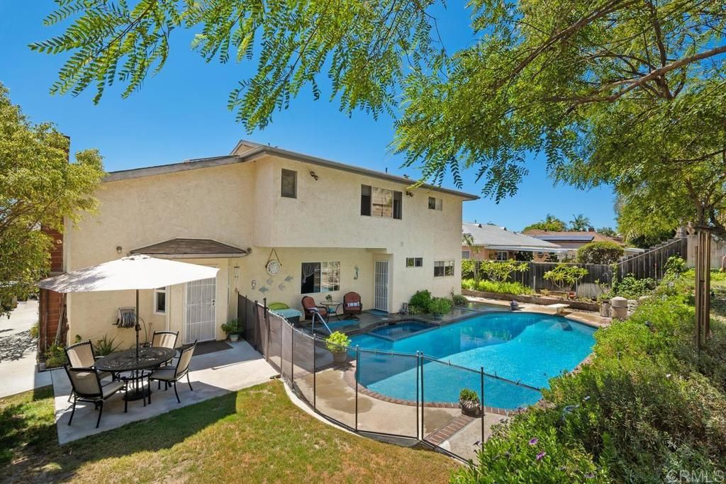 listing image 130728393561246230929