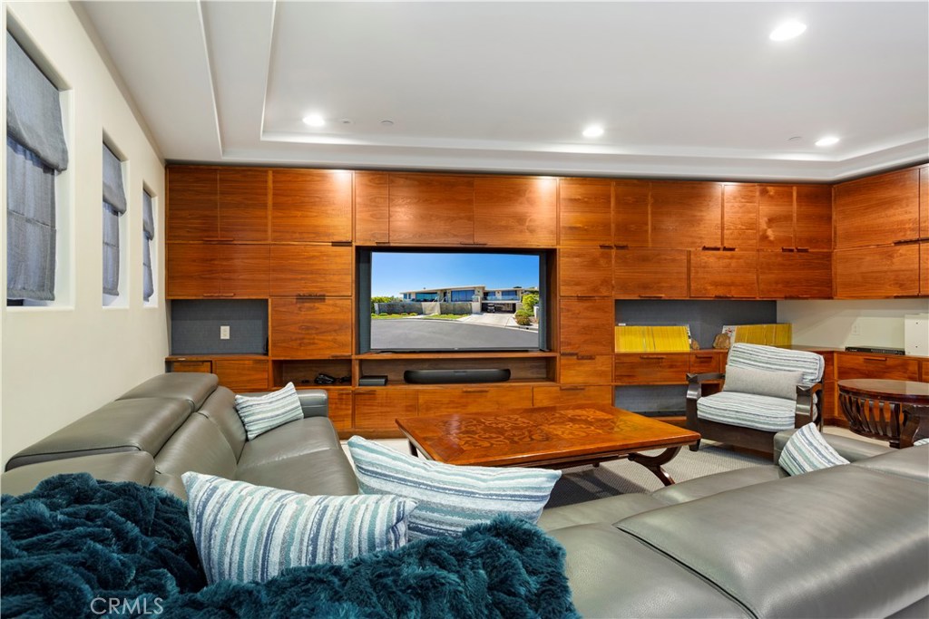 Monarch Bay (MB) - Residential