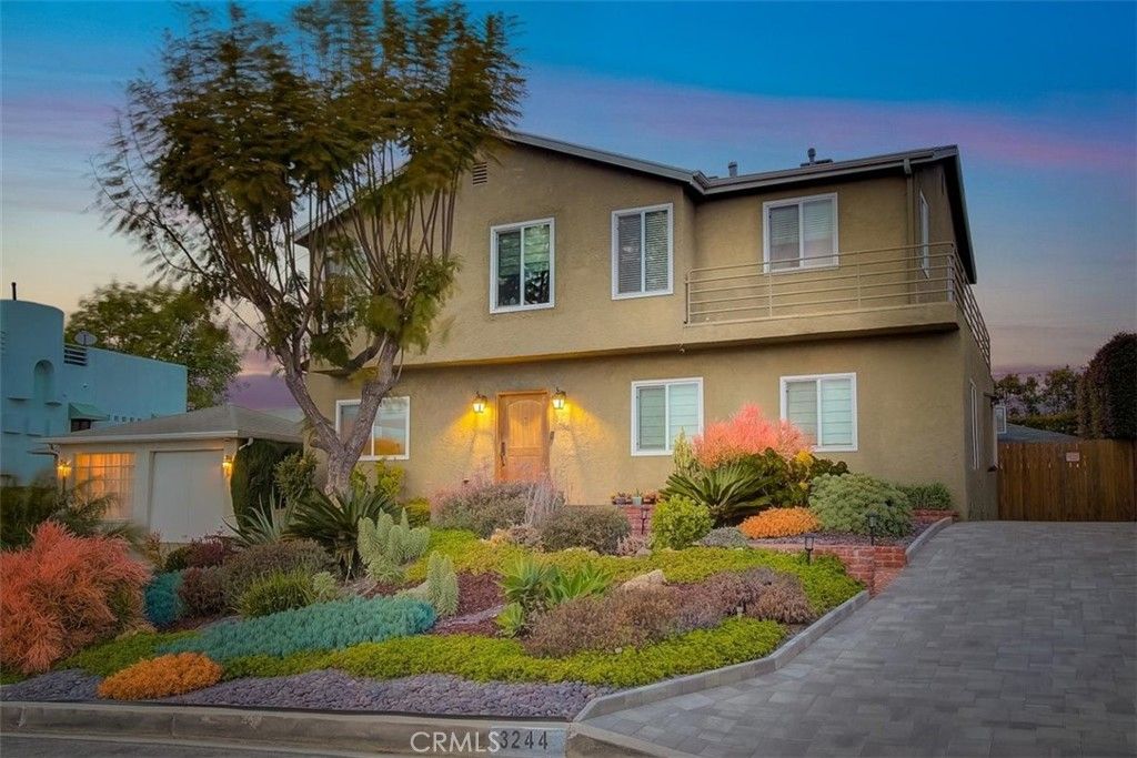 listing image 130726786881141244870