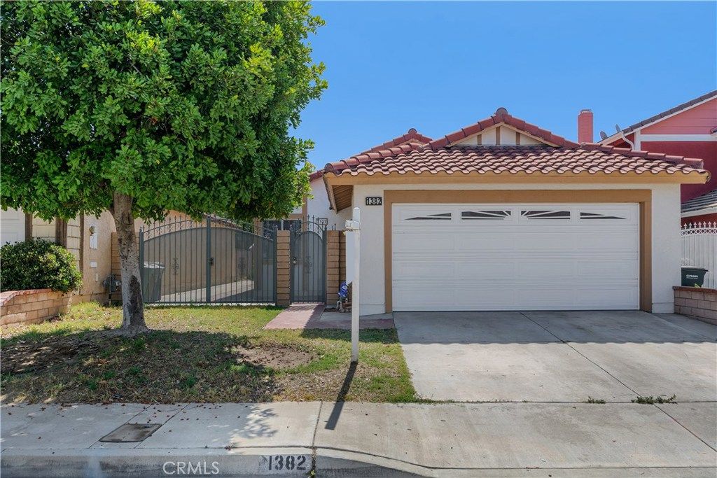 listing image 130725668227169199854