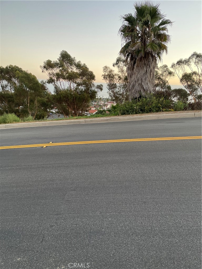 126 N LA ESPERANZA