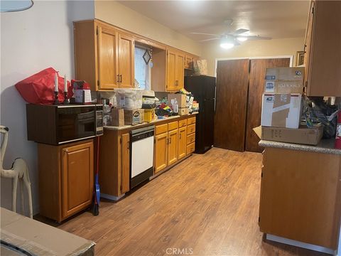 A home in Coalinga