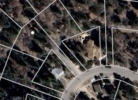 Photo of 26272 Thunderbird Drive, Lake Arrowhead, CA 92352 (MLS # IG25028704)