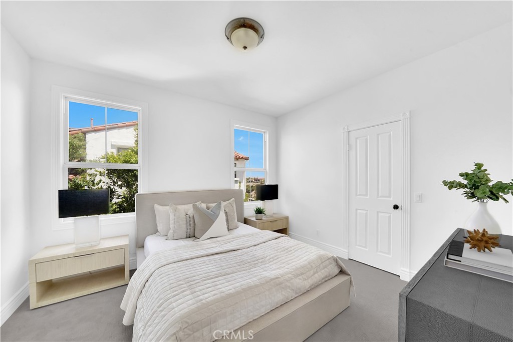 Sausalito (SAUS) - Residential