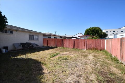 A home in Inglewood