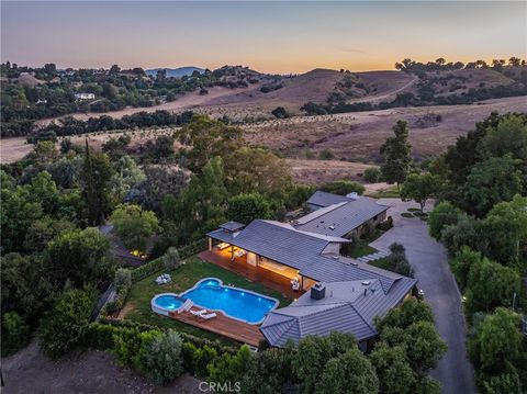 A home in Hidden Hills