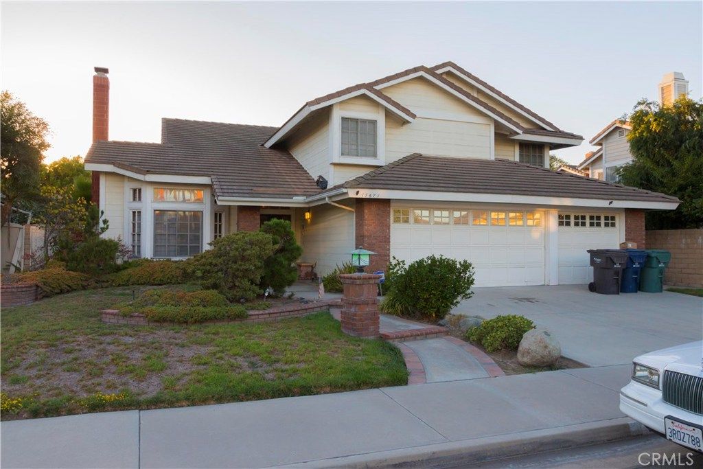 listing image 130724388442176222297