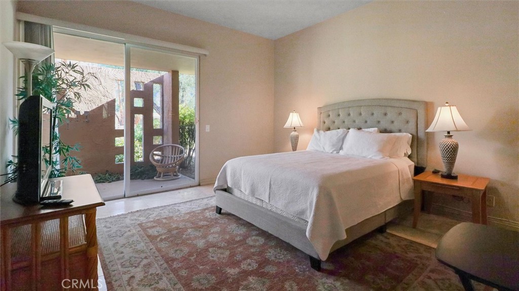 Indian Wells C.C. (32509) - Residential Lease