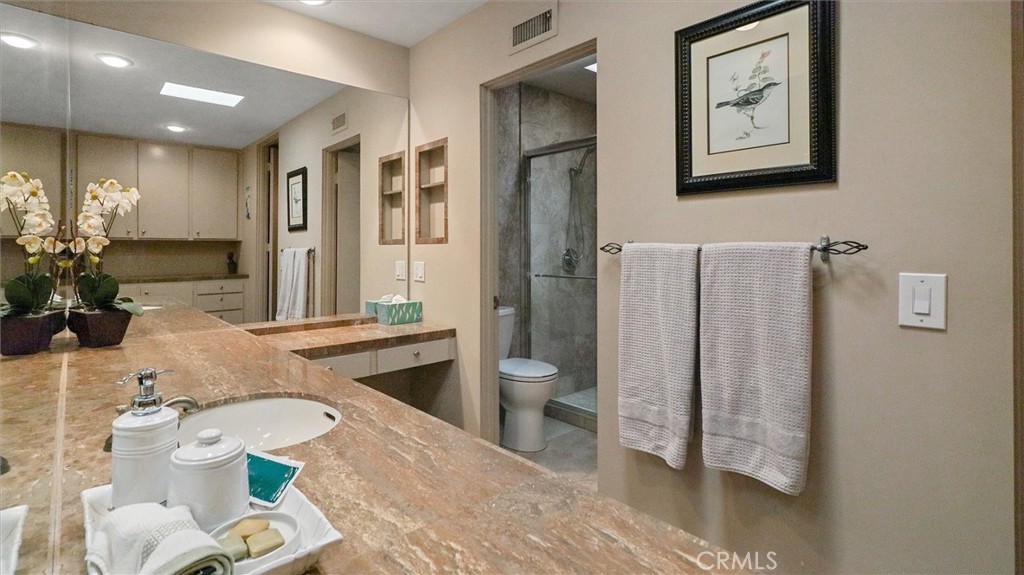 Indian Wells C.C. (32509) - Residential Lease
