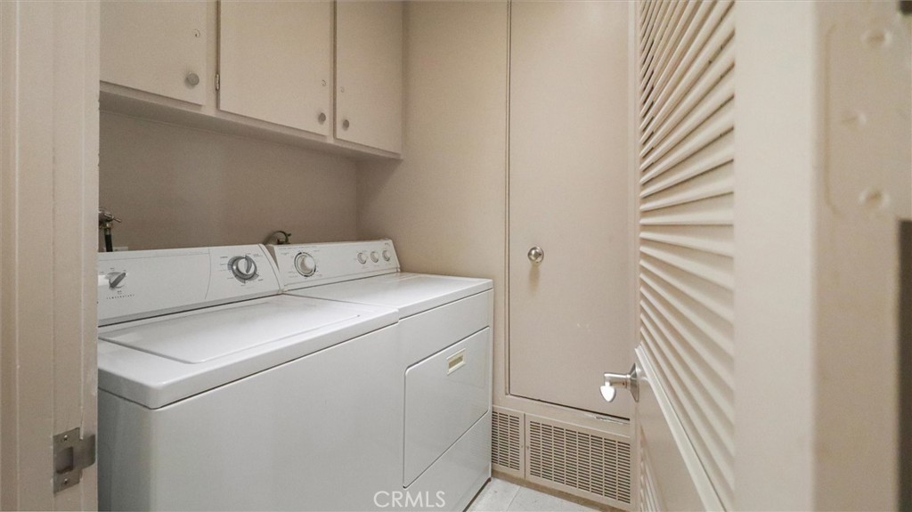 Indian Wells C.C. (32509) - Residential Lease