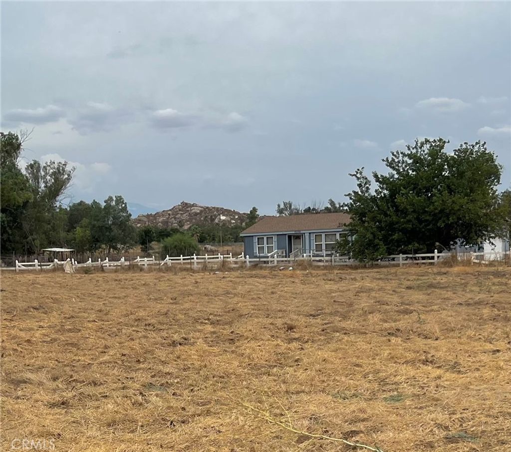 listing image 130729986849808940731