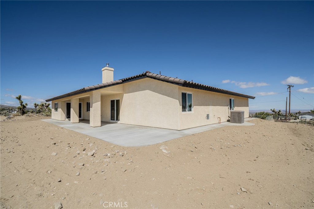 1483 Smoke Tree Road