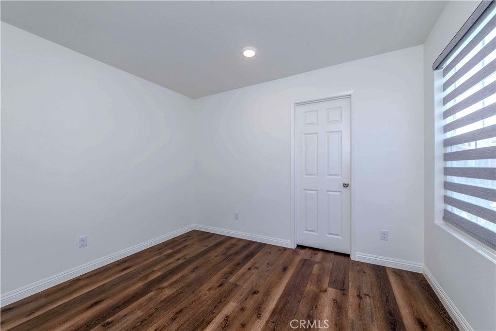 listing image 42