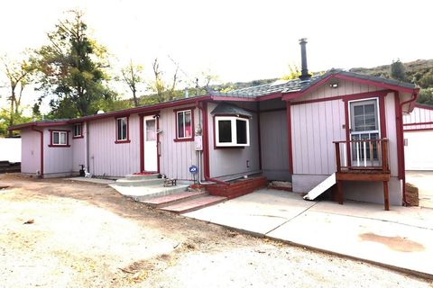 A home in Lake Hughes