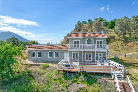 A home in Clearlake