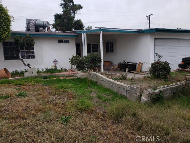 Probate sale fixer upper!!! Jump on the chance at this opportunity to rehab this 4 bedroom 2 bath home in a cul-de-sac. Nice homes in the area, close to schools and shopping Association Amenities: None # of RV Spaces: 0 Special Features: ,TS,WSECNONE Lot Location Type: Standard Location Landscaping: Drip Special Features: Garage Door Opener # of Attached Spaces: 2 # of Detached Spaces: 0