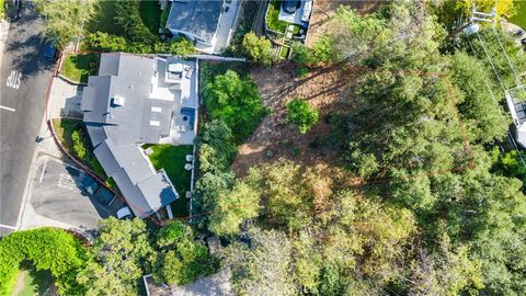 A home in Studio City