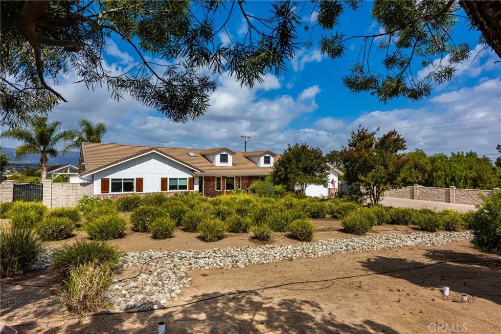 listing image 130729983761310952174
