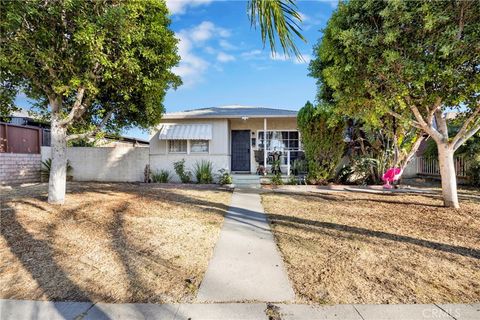 A home in Arleta