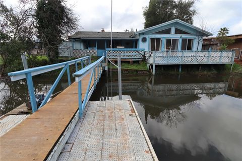 A home in Clearlake Oaks