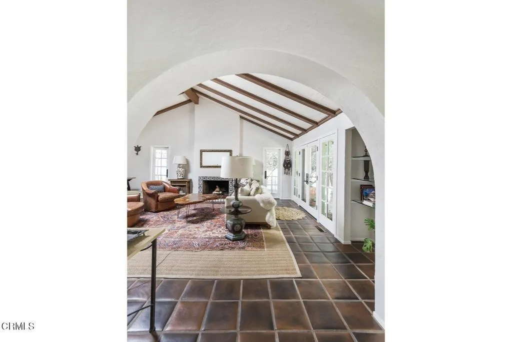 Ojai, California 93023, United States, 3 Bedrooms Bedrooms, ,4 BathroomsBathrooms,Residential,Active,83018
