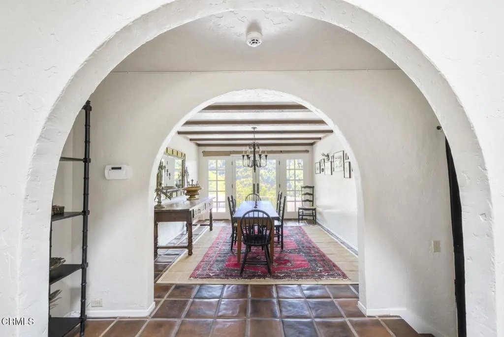 Ojai, California 93023, United States, 3 Bedrooms Bedrooms, ,4 BathroomsBathrooms,Residential,Active,83018
