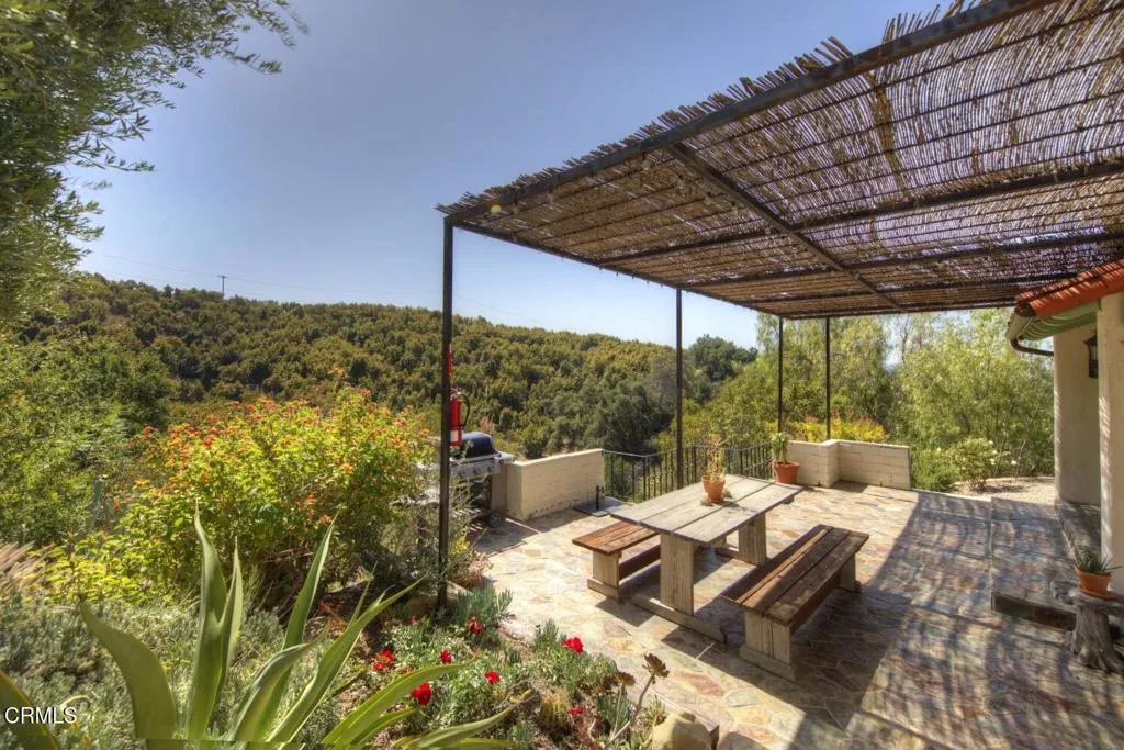Ojai, California 93023, United States, 3 Bedrooms Bedrooms, ,4 BathroomsBathrooms,Residential,Active,83018