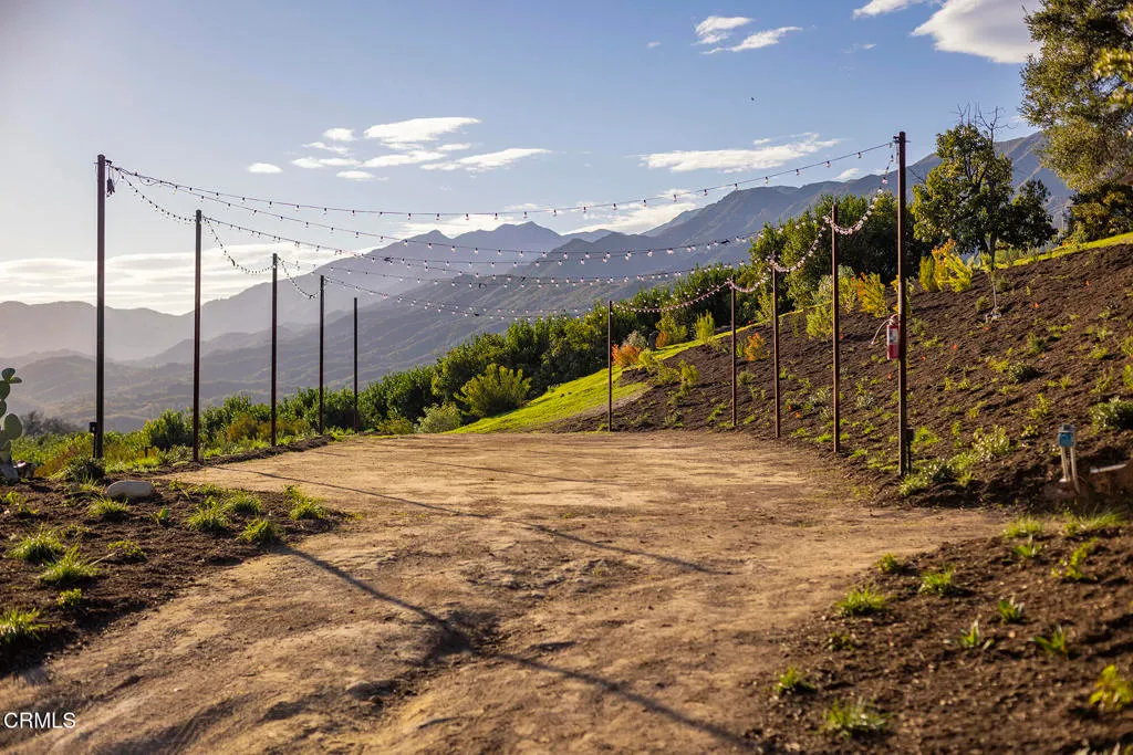 Ojai, California 93023, United States, 3 Bedrooms Bedrooms, ,4 BathroomsBathrooms,Residential,Active,83018