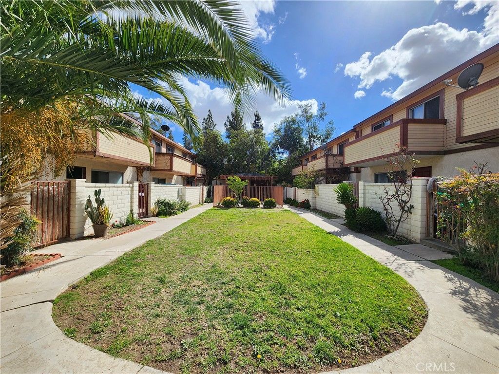 listing image 0