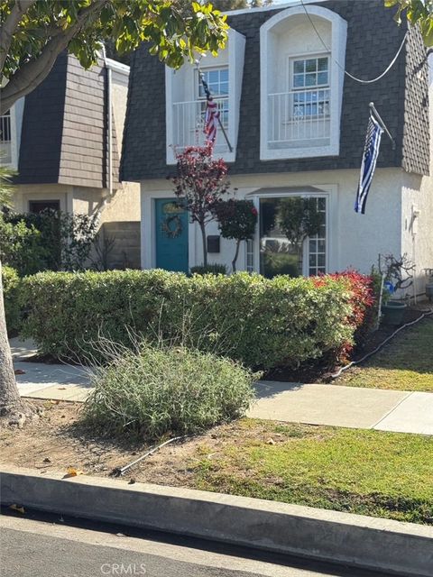344 Ultimo Avenue Long Beach CA 90814