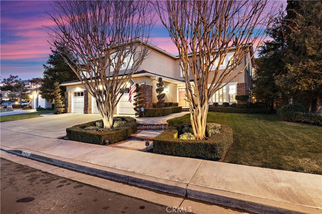 listing image 0