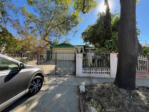 A home in Arleta