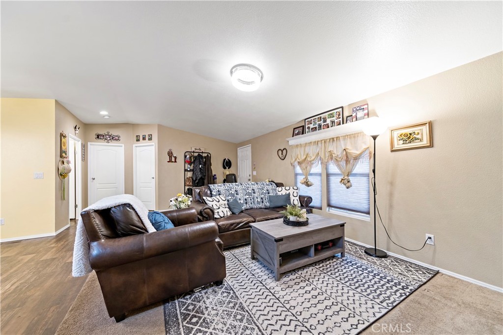 2755 Arrow Highway 106