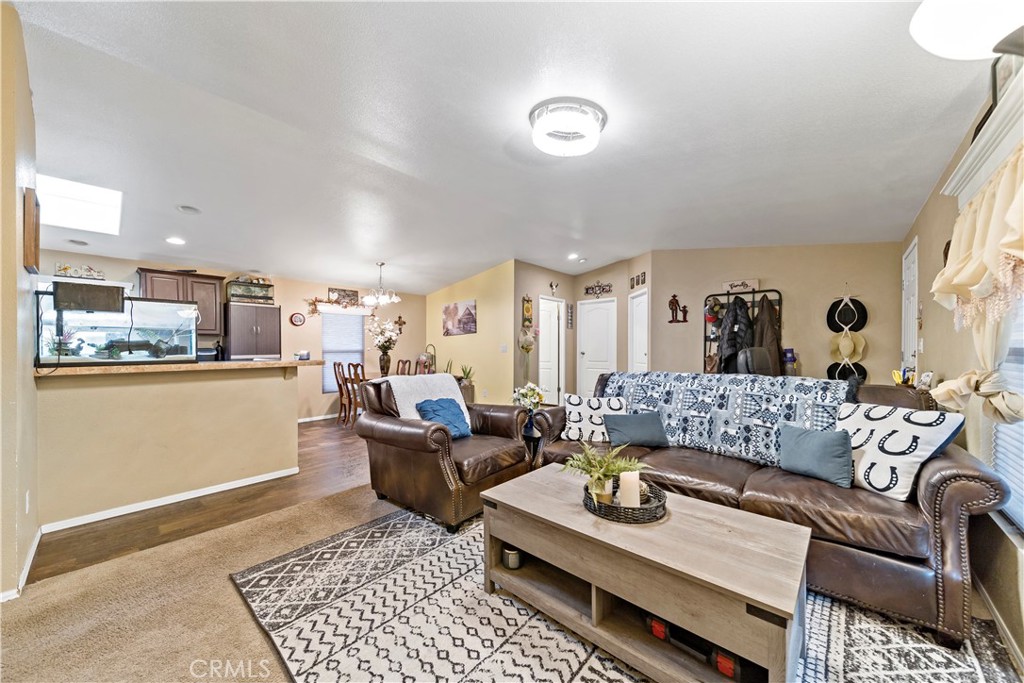 2755 Arrow Highway 106