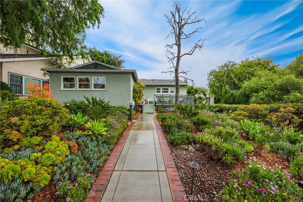 137 Hillcrest Drive